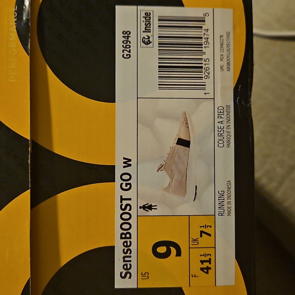 Adidas Senseboost Go size 9 - Picture 3 of 3